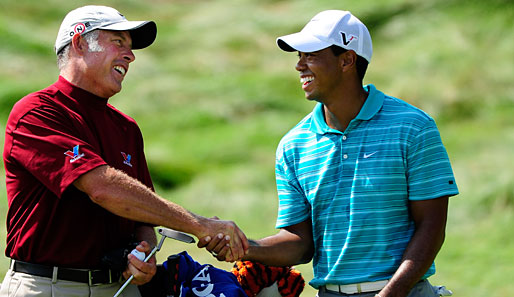 Tiger Woods mit Caddie Steve Williams: Der Superstar hat den Spaß am Golfen wiedergefunden