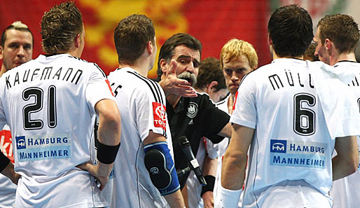 Holten 2007 den Weltmeistertitel: Heiner Brand und die deutsche Handball-Auswahl