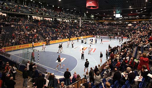 Wenn der THW Kiel zu Heimspielen in die Sparkassen-Arena lädt, folgen Tausende Fans dem Ruf