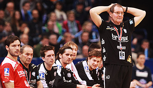 Hans-Dieter Schmitz (r.) ist nicht länger Trainer beim Bergischen HC