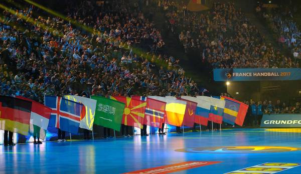 Die Handball-Verbände aus Frankreich (FFHB) und der Schweiz (SHV) haben eine gemeinsame Bewerbung für die Ausrichtung der Europameisterschaft 2026 oder 2028 in Aussicht gestellt.