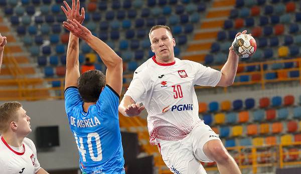 Polen ist mit einem Sieg in die Hauptrunde der Handball-WM gestartet.