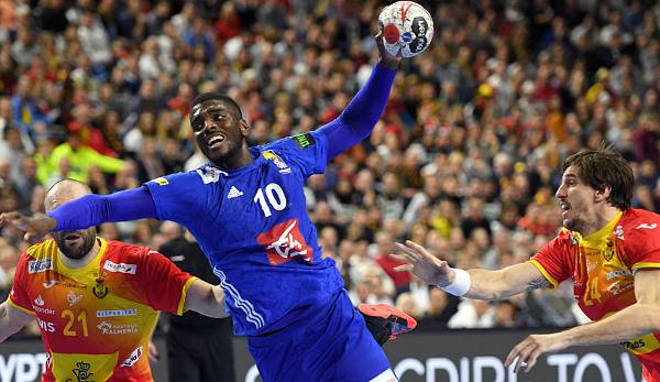 Dika Mem ist Rückraumrechter in der französischen Handball-Nationalmannschaft.