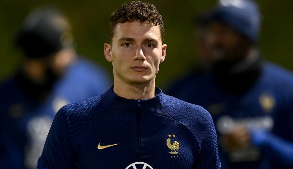 FCB defender Benjamin Pavard had to accept criticism from France after the start of the World Cup.