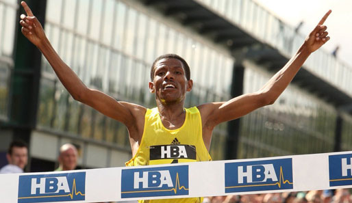 Marathon-Weltrekordler Haile Gebrselassie gewann in Melbourne souverän