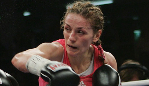 Ina Menzer ist Weltmeisterin der Verbände WIBF- und WBC