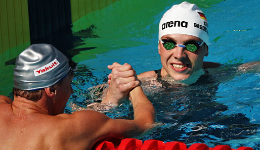 Paul Biedermann (r.) schwamm im Halbfinale über 200 m Freistil die schnellste Zeit und Europarekord