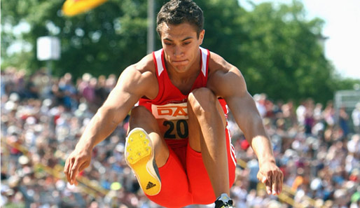 Sebastian Bayer gewann bei der Hallen-EM 2009 in Turin mit Europarekord Gold im Weitsprung