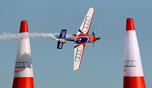Paul Bonhomme führt nach zwei Rennen die "Red Bull Air Race"-Series an