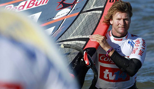 Björn Dunkerbeck begann im Alter von neun Jahren mit dem Windsurfen
