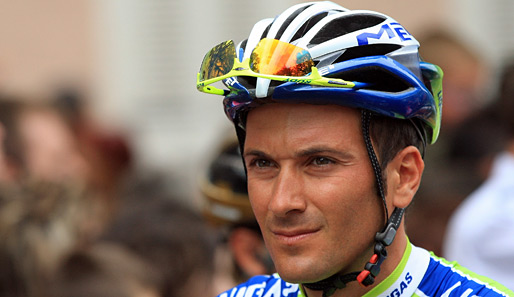 Seine Schwester Elisa muss bei Radsportveranstaltungen zunächst draußen bleiben: Ivan Basso