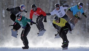 Schnell, hart und nicht ungefährlich: Beim Snowboardcross geht es zur Sache