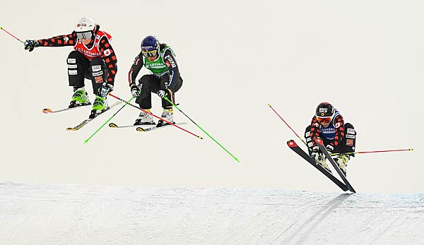 Marielle Thompson (ganz links) im Skicross
