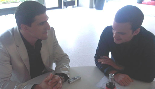 SPOX-Reporter Bastian Strobl traf sich mit Marco Huck (l.) zum Interview