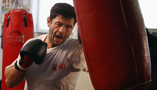 Luan Krasniqi hat in seiner aktiven Karriere von 35 Kämpfen 30 gewonnen