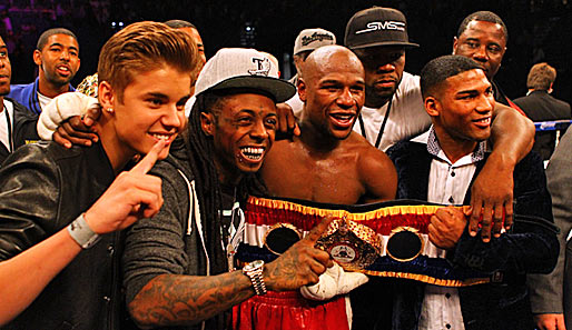 Mayweather Jr. feierte Sieg mit den Musikstars Justin Bieber, Lil Wayne und 50 Cent (v.l.)