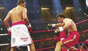 08. März 2003: Wladimir Klitschko bekommt es mit Corrie Sanders zu tun. Sanders gilt als nicht austrainiert, niemand kann sich vorstellen, dass Klitschko verliert. Doch der „Sniper“ haut Klitschko nach 27 Sekunden in der 2. Runde um und ist Champion.