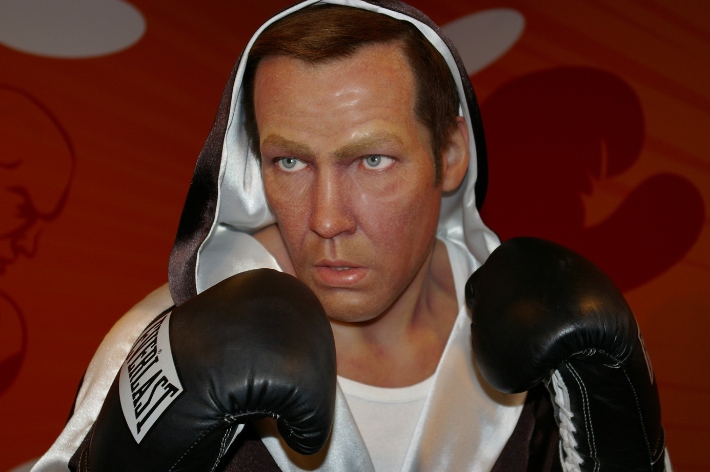 Henry Maske gehört, neben den Klitschko-Brüdern, zu den bekanntesten Boxern der 1990er-Jahre. Seine Wachsfigur ist im Berliner Madame Tussaud’s zu besichtigen.