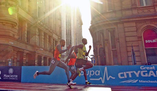 Usain Bolt sprintete 150 Meter lang durch Manchester