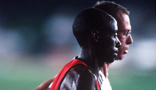 Mit Aloys Nizigama (v.) lieferte sich Stephane Franke 1996 in Atlanta ein Duell über die 10.000 Meter