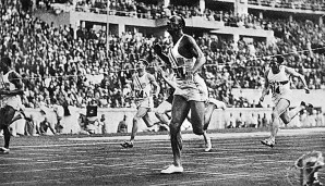 Jesse Owens gewann 1936 vor den Augen des Nazi-Regimes Gold über die 100 Meter