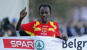 Alemayehu Bezabeh siegte deutlich vor den deutschen Läufern