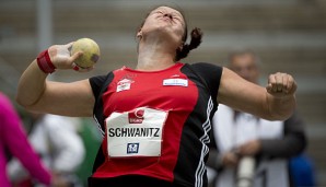 Christina Schwanitz stieß die Kugel auf 19,94 Meter
