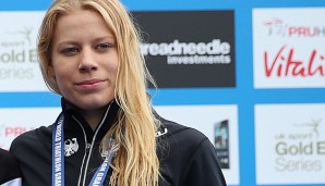 Laura Lindemann hat sich in Edmonton die erste Goldmedaille gesichert