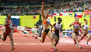 Dafne Schippers (Niederlande) holt sich Gold bei den 60 m. Verena Sailer (2.v.l.) wird Dritte.