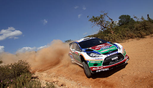 Der Finne Mikko Hirvonen (Ford) liegt zum Auftakt der Rallye Portugal knapp in Führung