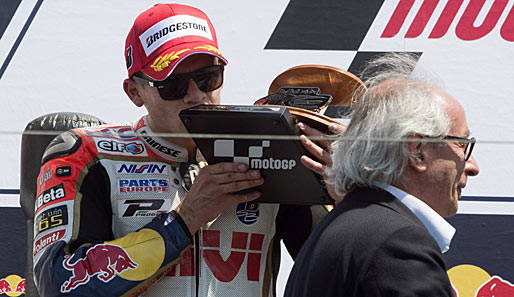 In Laguna Seca konnte Stefan Bradl (l.) seinen ersten Podiumsplatz der MotoGP feiern