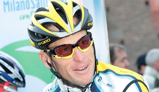 Lance Armstrong hat sich bei einem Massensturz bei der Vuelta Castilla y Leon verletzt