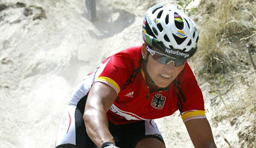 Sabine Spitz hat beim dritten Weltcuprennen im belgischen Houffalize den siebten Platz belegt.