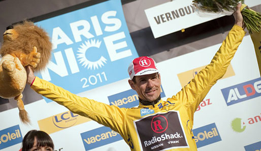 Andreas Klöden startet bei der 6. Etappe der Rad-Fernfahrt Paris-Nizza im Gelben Trikot