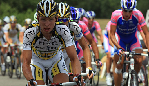 Bei Tour-Etappensieger Tony Martin (l.) stehen die Teams Schange