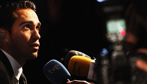 Muss sich im Moment viele unangenehme Fragen anhören: Alberto Contador