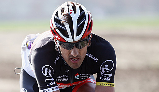 Cancellara kann nach seinem Sturz noch nicht richtig auf dem Rad sitzen - es wird eng mit Olympia