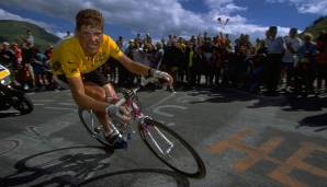 JAN ULLRICH, lange Zeit die absolute Nummer 1 im deutschen Radsport, ist ein nachgewiesener Dopingsünder. Bereits 2002 saß der Rostocker eine 6-monatige Sperre wegen Amphetaminen ab. Die Tour gewann Ulrich 1997. Doping gestand er aber erst 2013.