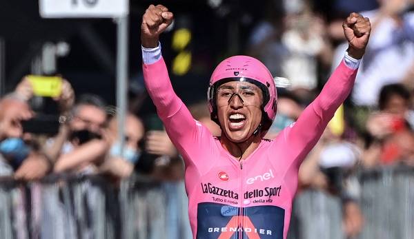 Der kolumbianische Radstar Egan Bernal hat den 104. Giro d'Italia gewonnen und damit seinen zweiten Sieg bei einer großen Rundfahrt nach der Tour de France 2019 gefeiert.