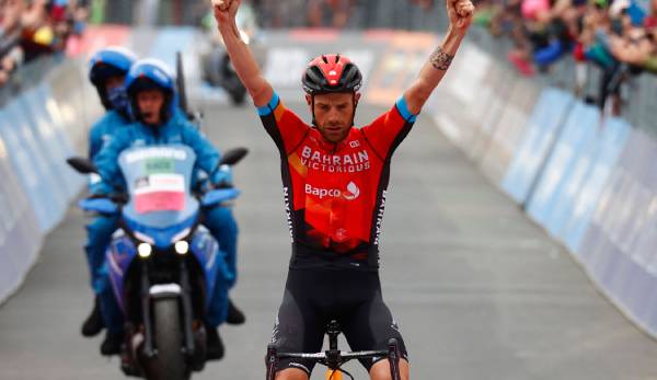 Damiano Caruso gewann die 20. Etappe und verkürzte den Rückstand auf Spitzenreiter Egan Bernal.