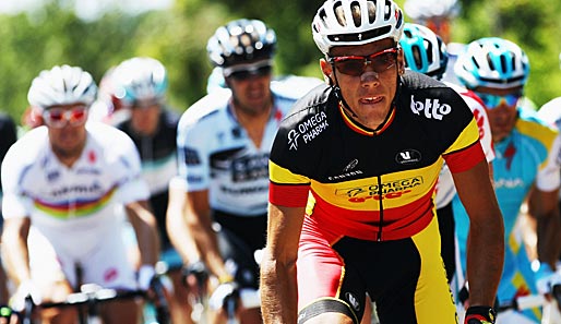 Philippe Gilbert siegte auf der 1. Etappe und übernimmt das Gelbe Trikot