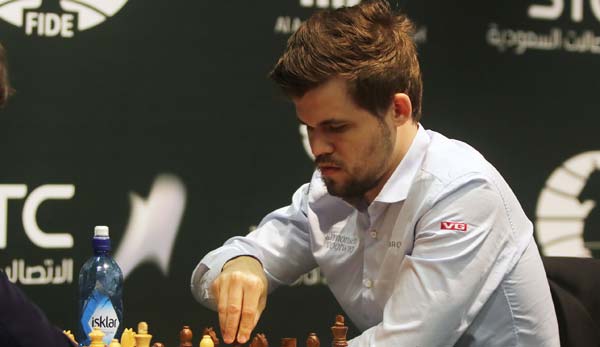 Magnus Carlsen fand bisher noch nicht die richtige Taktik gegen seinen Herausforderer.