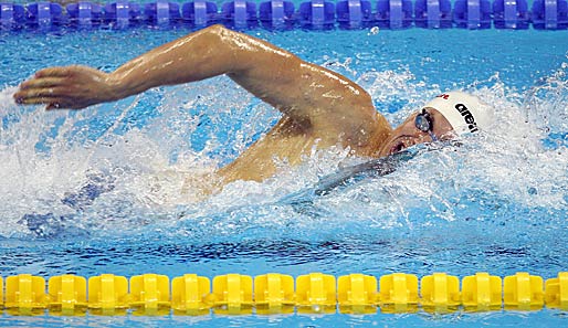 Paul Biedermann schwamm in einem packenden Finish die deutsche Staffel auf Rang drei