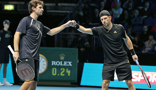 Philipp Petzschner (l.) und Jürgen Melzer stehen im Viertelfinale der Australian Open