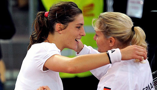 Das deutsche Fed-Cup-Team trifft auf die USA: Hier Andrea Petkovic (l.) und Barbara Rittner