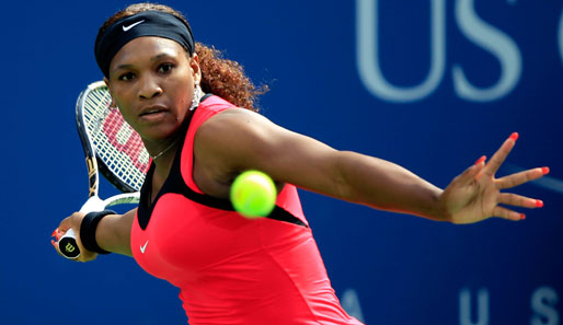 Serena Williams setzte sich mit 6:1 und 7:6 gegen Victoria Azarenka durch