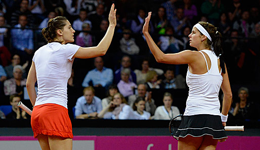 Andrea Petkovic (l.) und Julia Görges konnten gegen Australien nur im Doppel etwas reißen