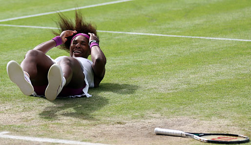 Serena Williams freute sich nach dem erfolgreich genutzten Matchball überschwänglich