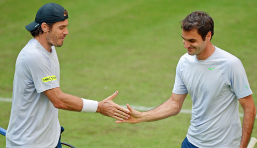 Viel Spaß trotz Niederlage in Runde eins: Das Doppel Tommy Haas und Roger Federer in Halle