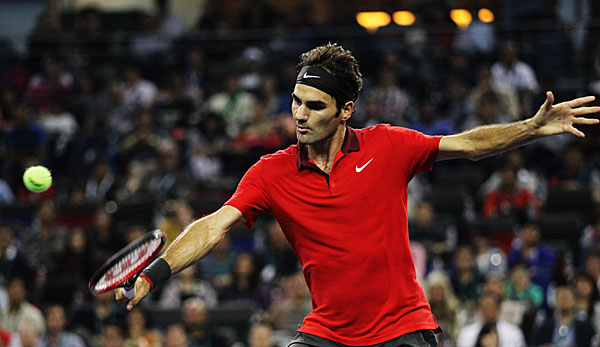 Roger Federer könnte zum Jahresende Novak Djokovic vom Tennis-Thron werfen